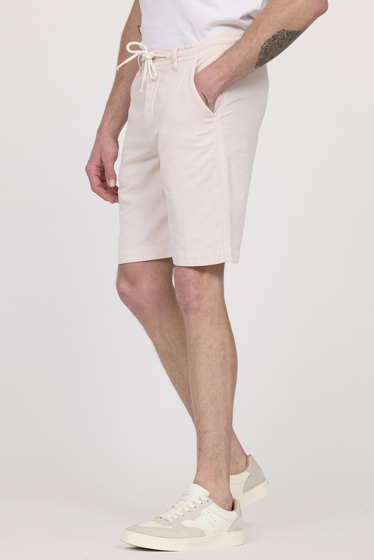 Short NOAM Rose