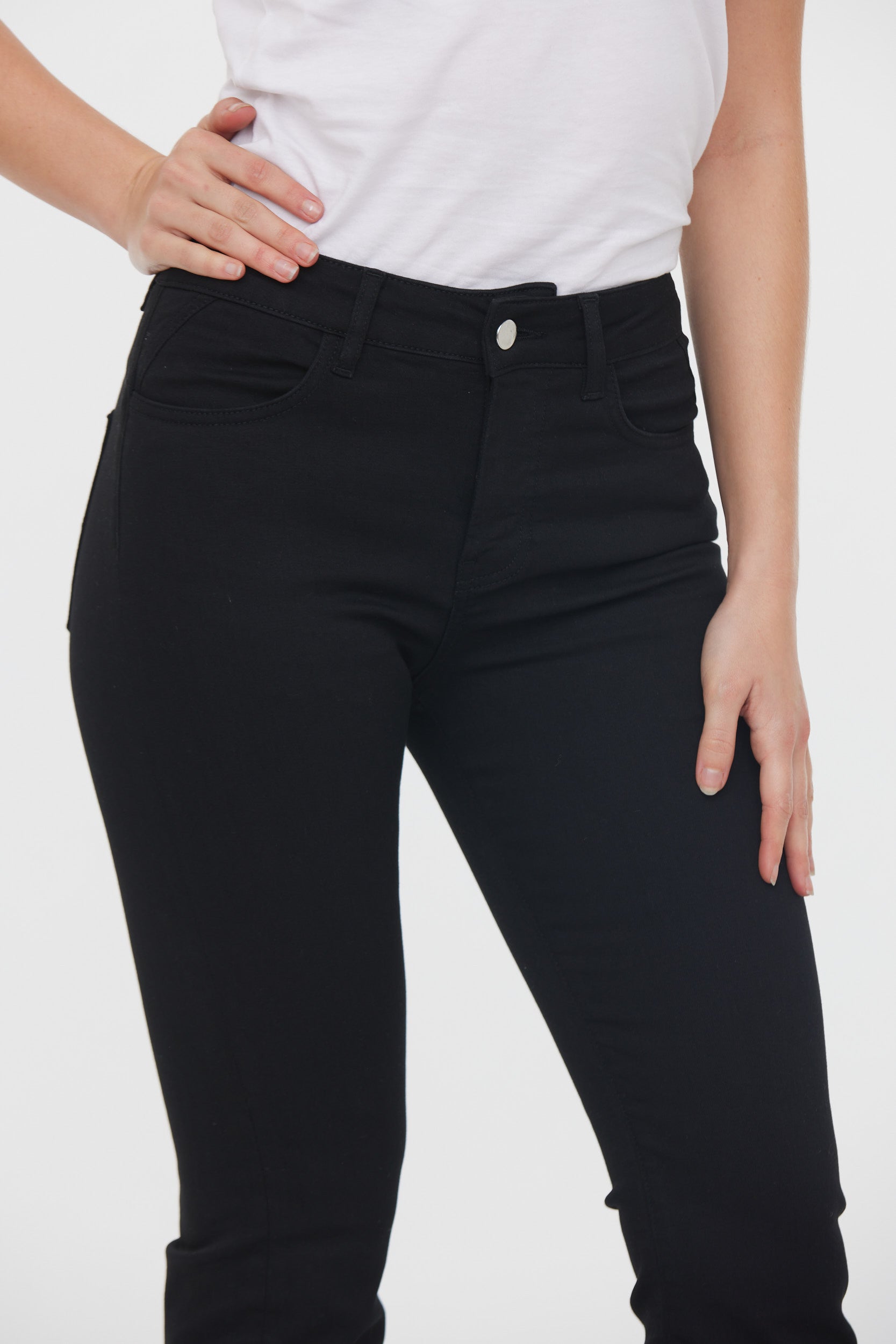 Jean Jeden Black Black