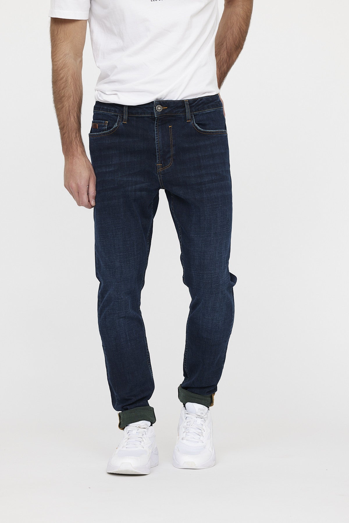 Jean LC040 Dark green cast