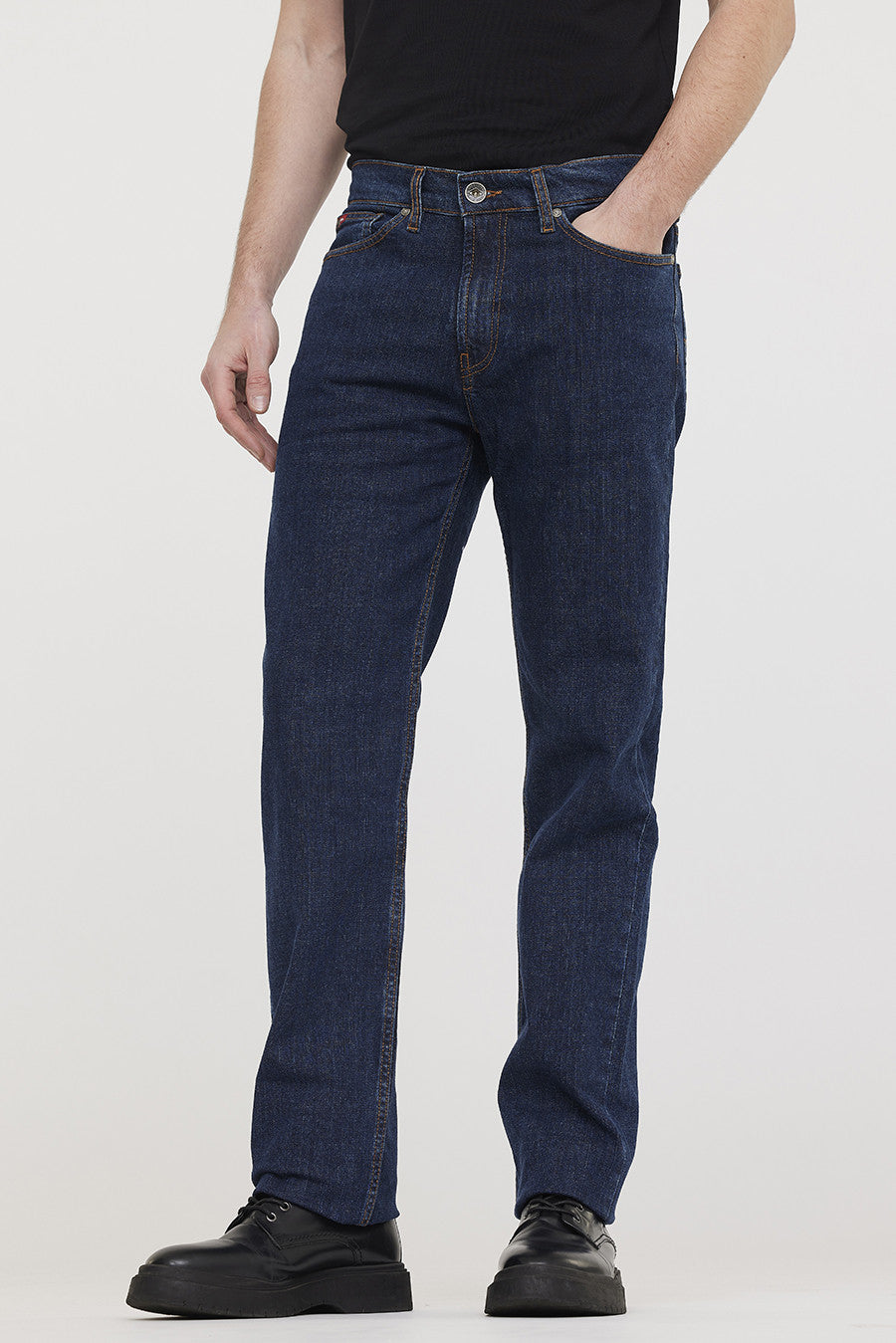 Jean LC118 Stone