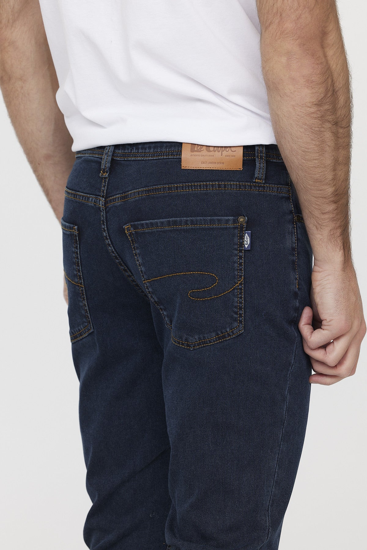 Jean LC122 Dirty stone pique