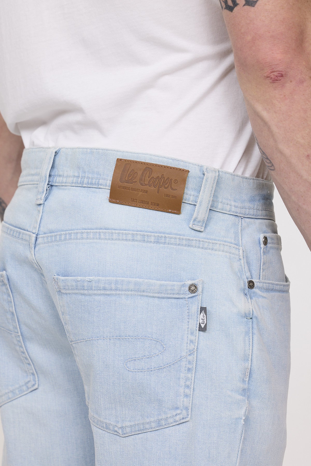 Jean LC122 Super bleach