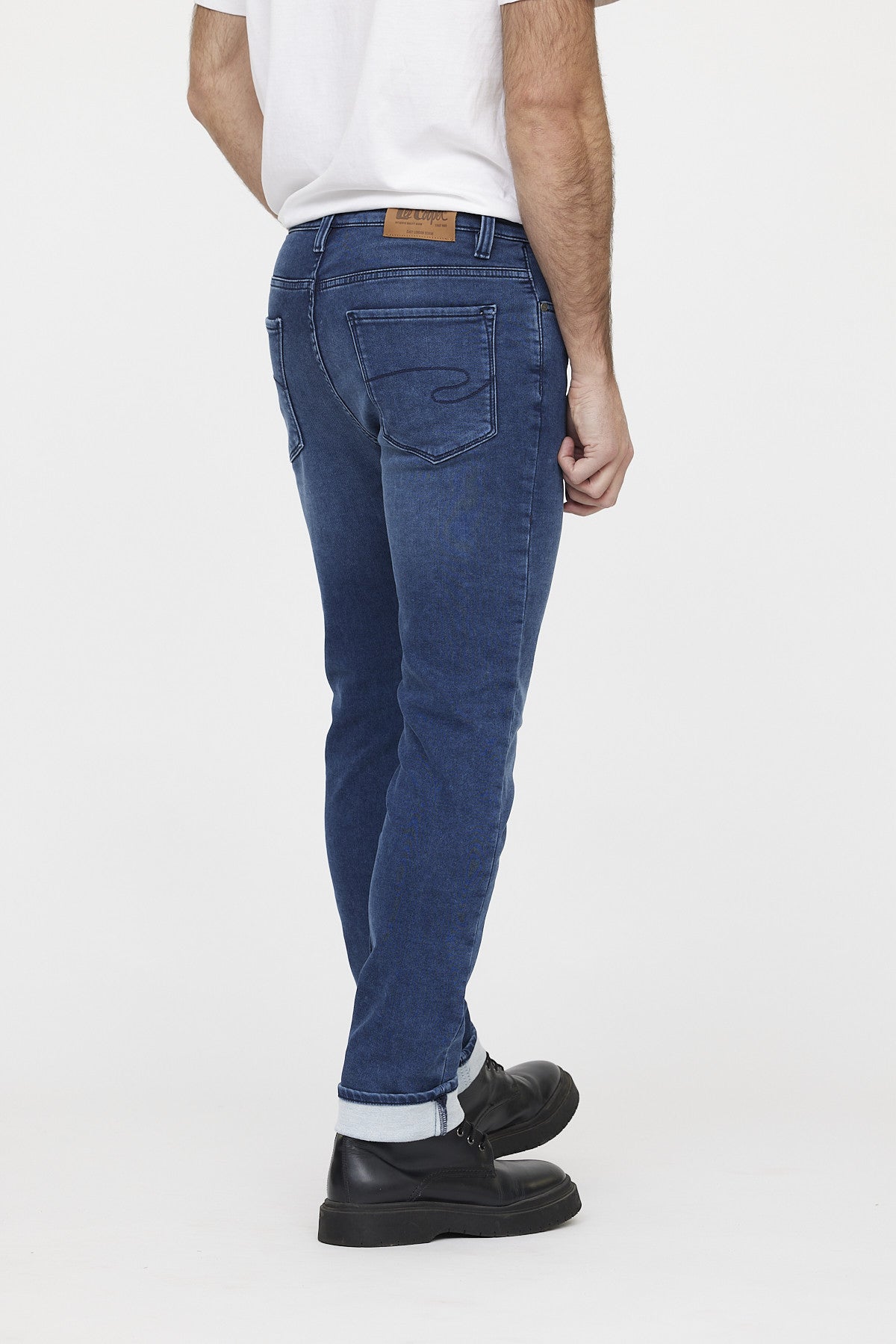 Jean LC126 Medium Blue Brushed
