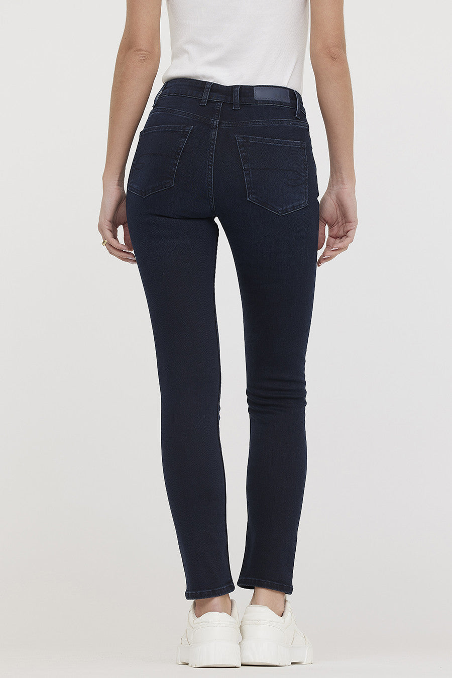 Jean LC135 Blue black stone