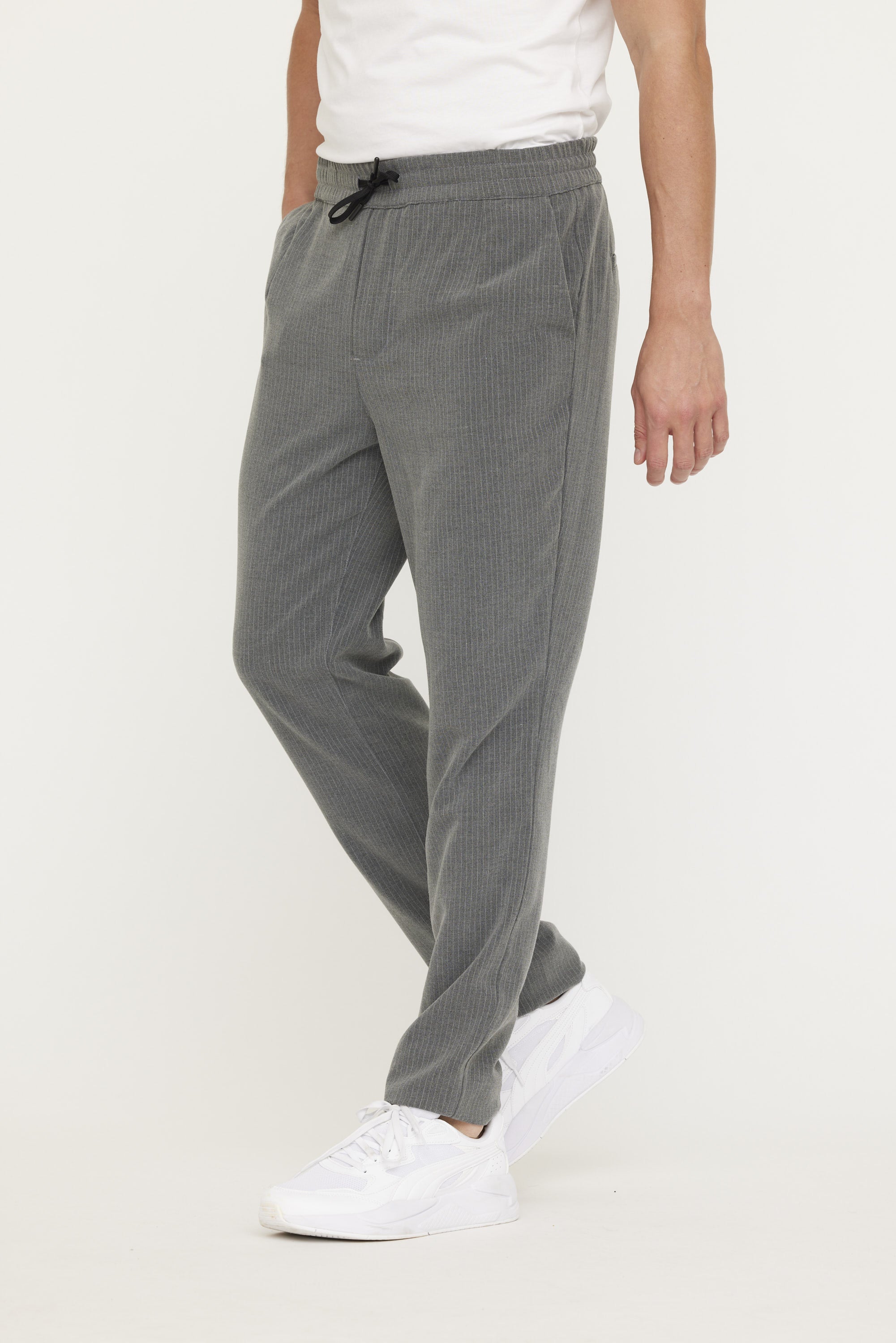 Pantalon GORGEOUS Métal gris