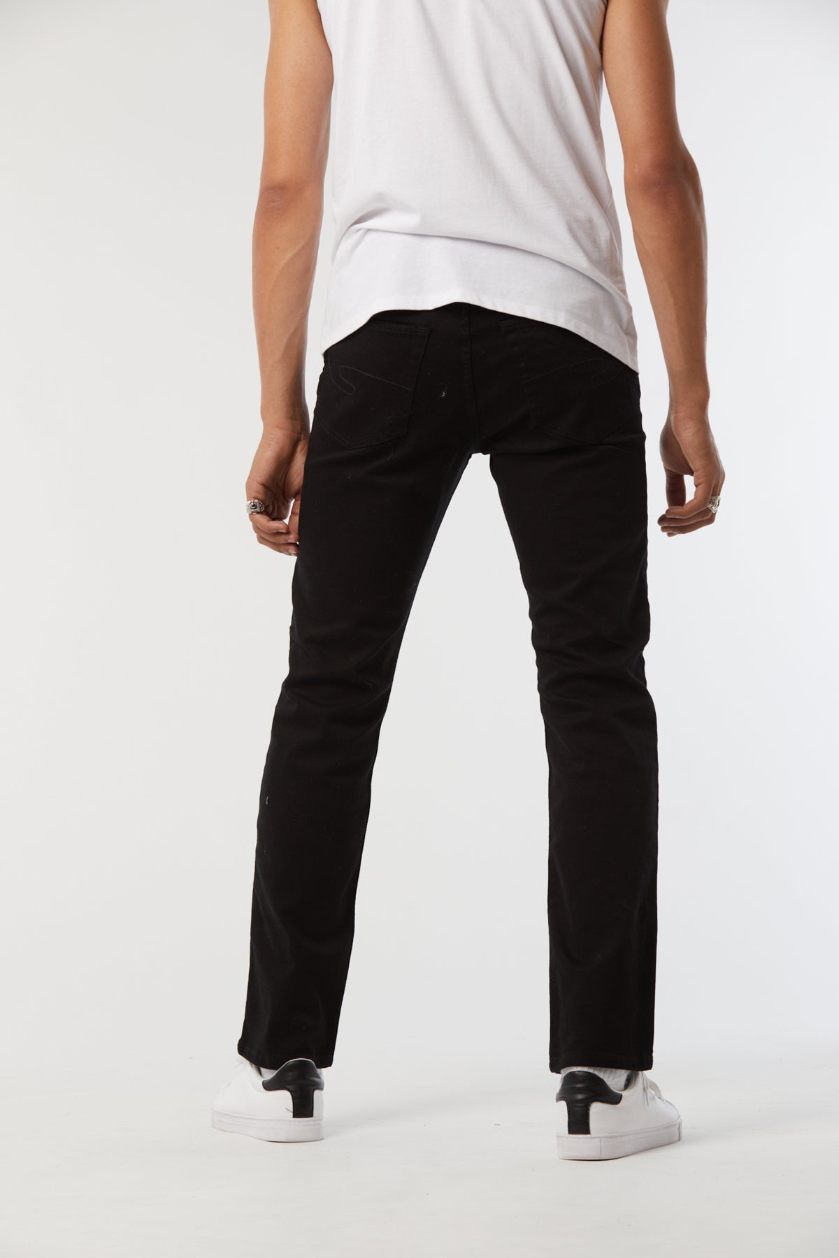 Pantalon LC122ZP Stay Black L34