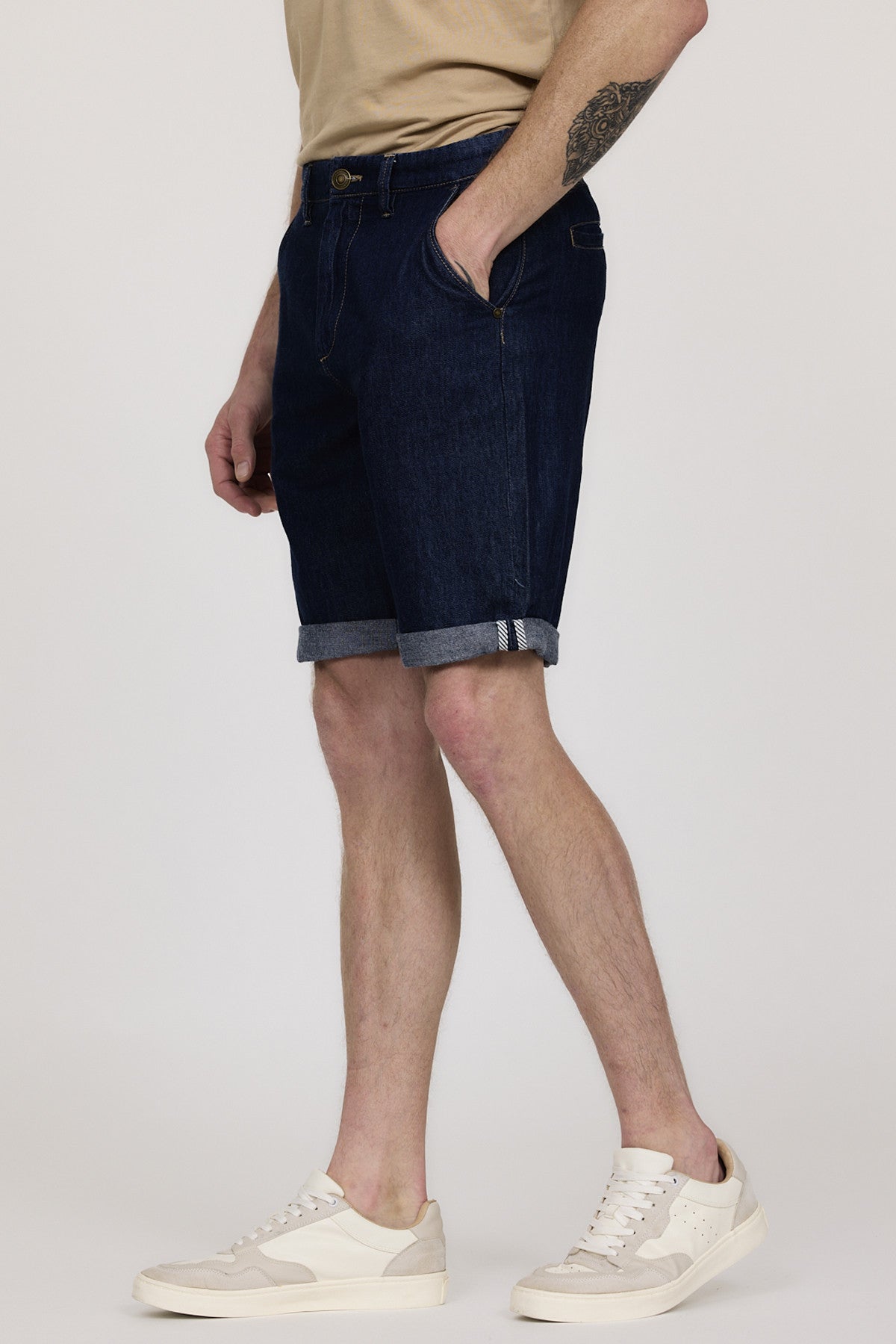 Short NARO Dark medium blue